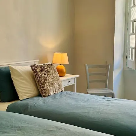 Appartement Elegant Escape, Steps To Balluta Bay, Sleeps 5 Sliema