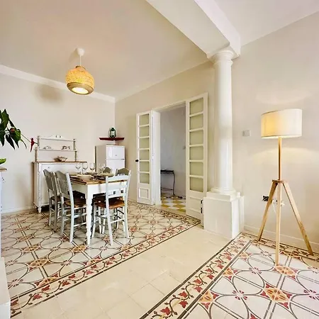 Elegant Escape, Steps To Balluta Bay, Sleeps 5 슬리에마